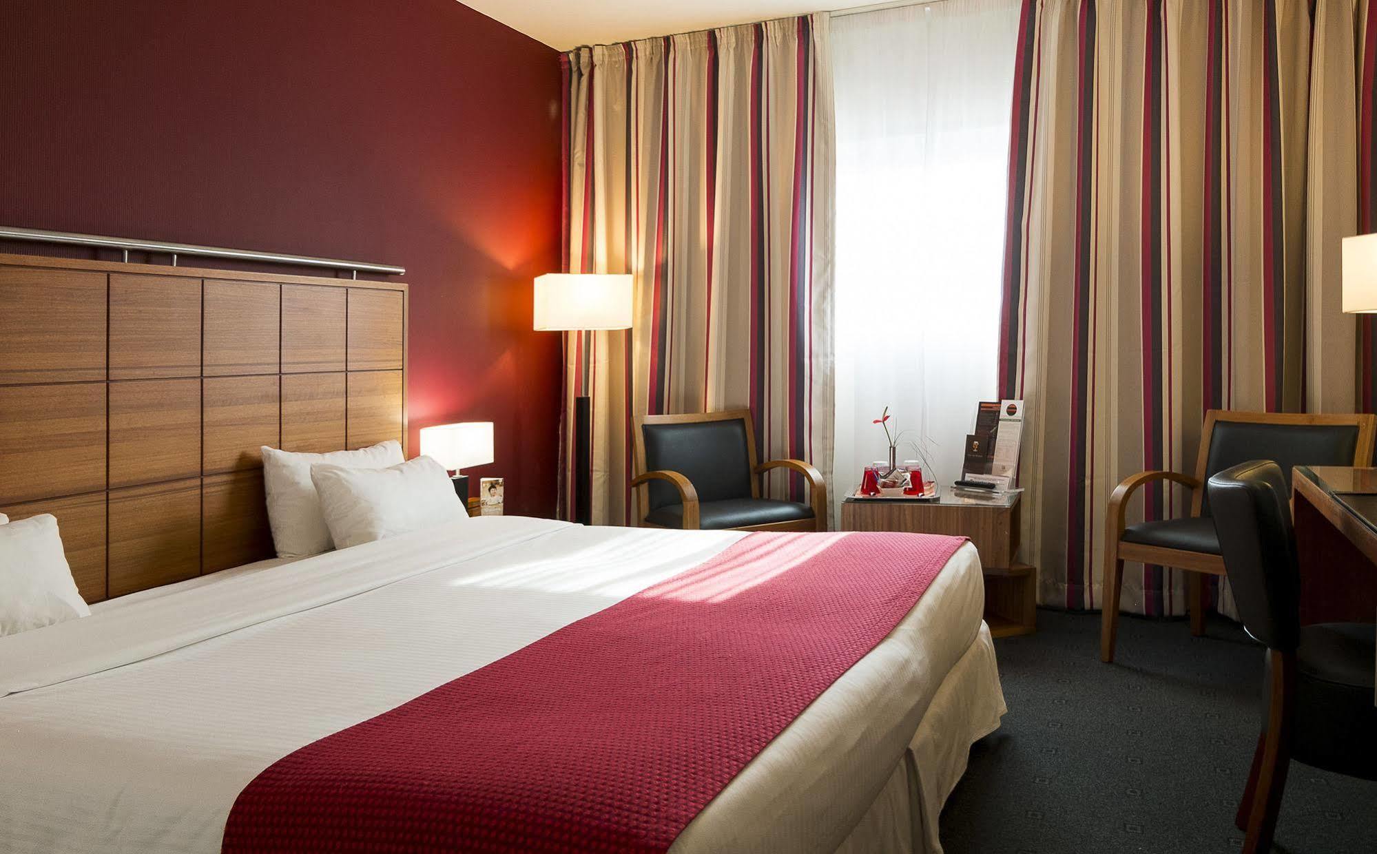 Bordeaux Sud - By Ihg 4*